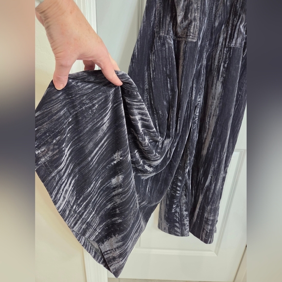 Crushed Velvet Dakota Jumpsuit by Natural Life - NWT - Charcoal Color - Picture 4 of 11